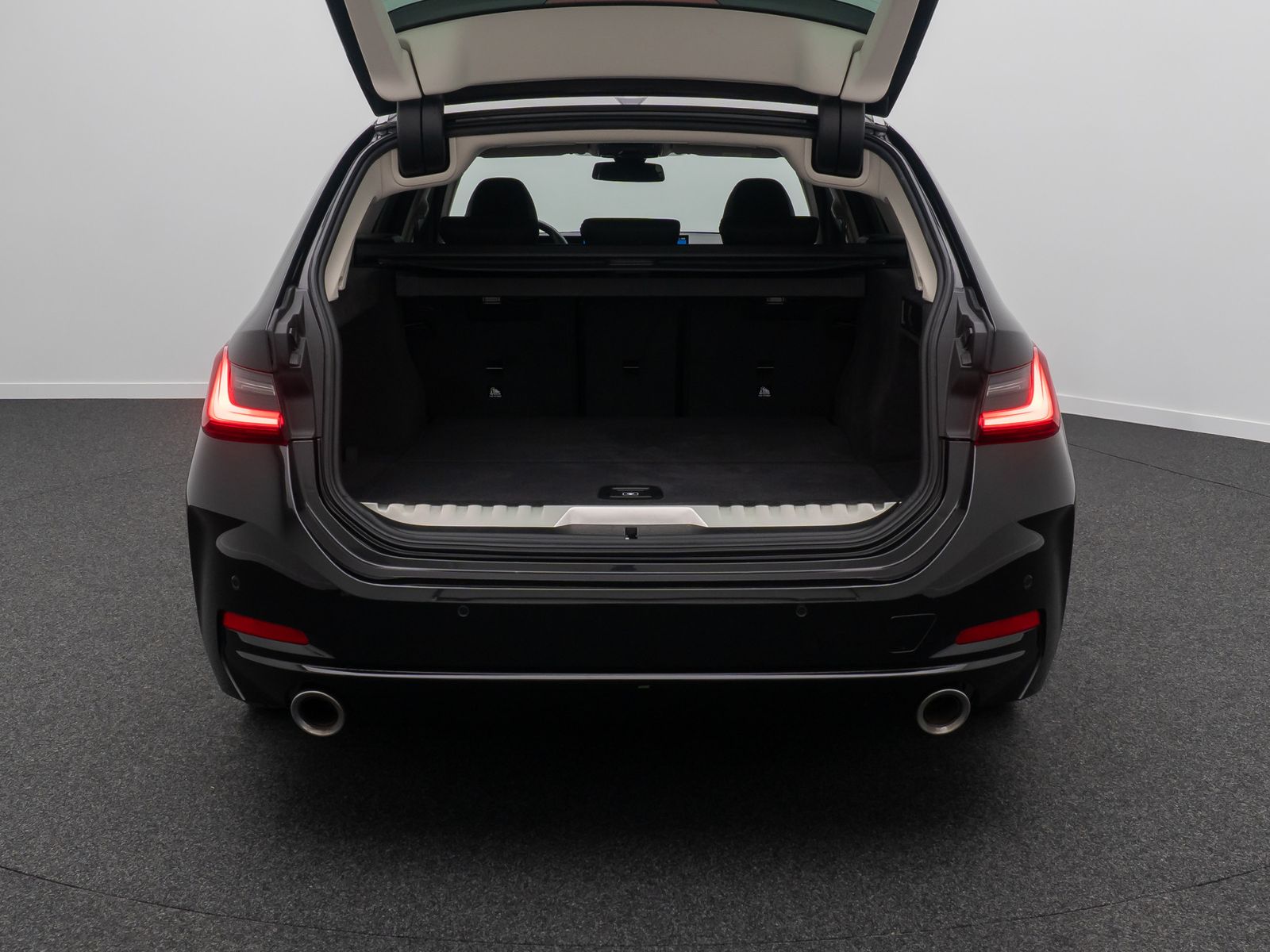 Fahrzeugabbildung BMW 330e H/K Stop&Go DAB Kamera DriveAs FernAs Sport