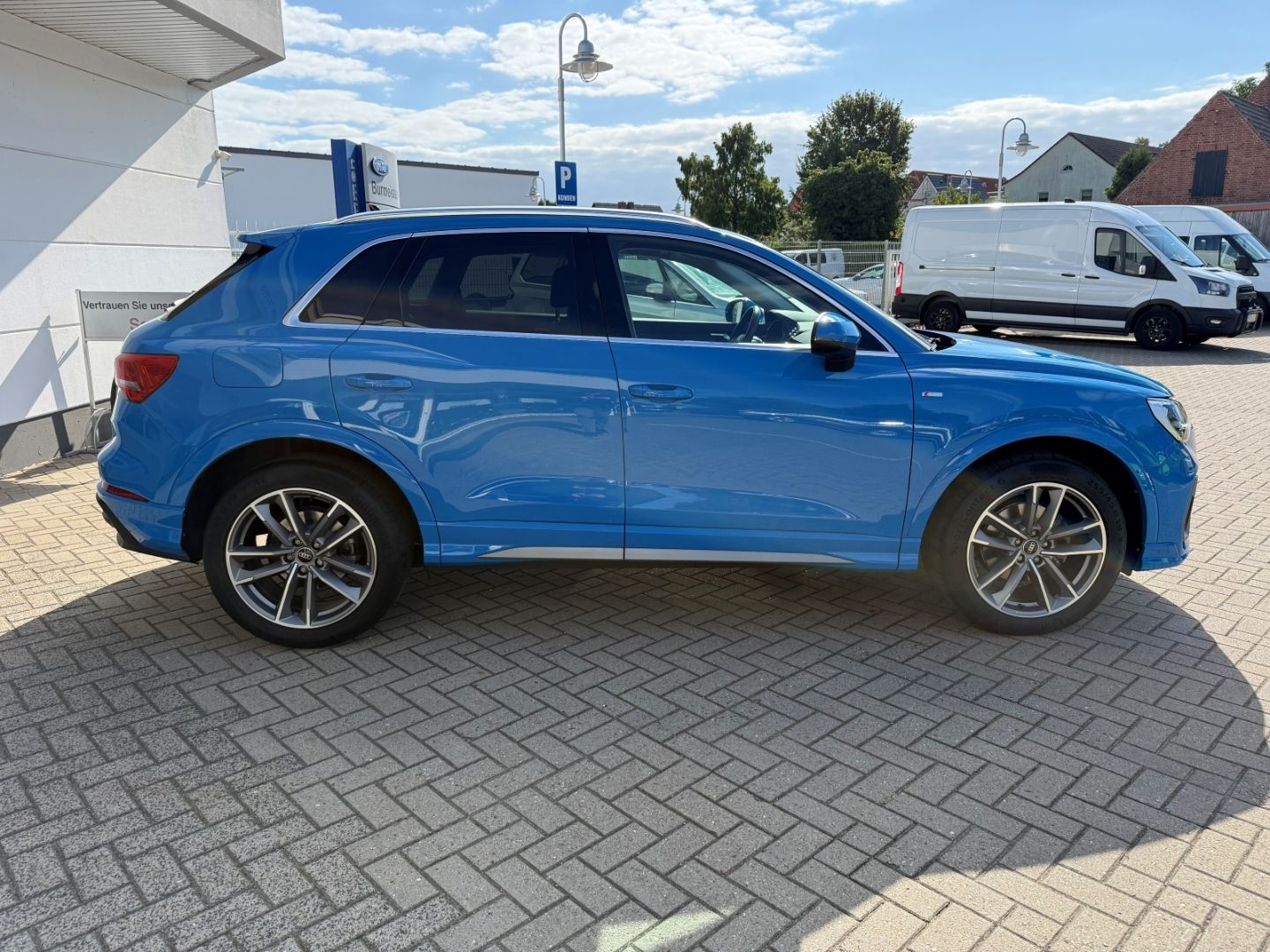 Fahrzeugabbildung Audi Q3 35 TDI S Line LED ACC TWA Navi el. Heckkl. Fu