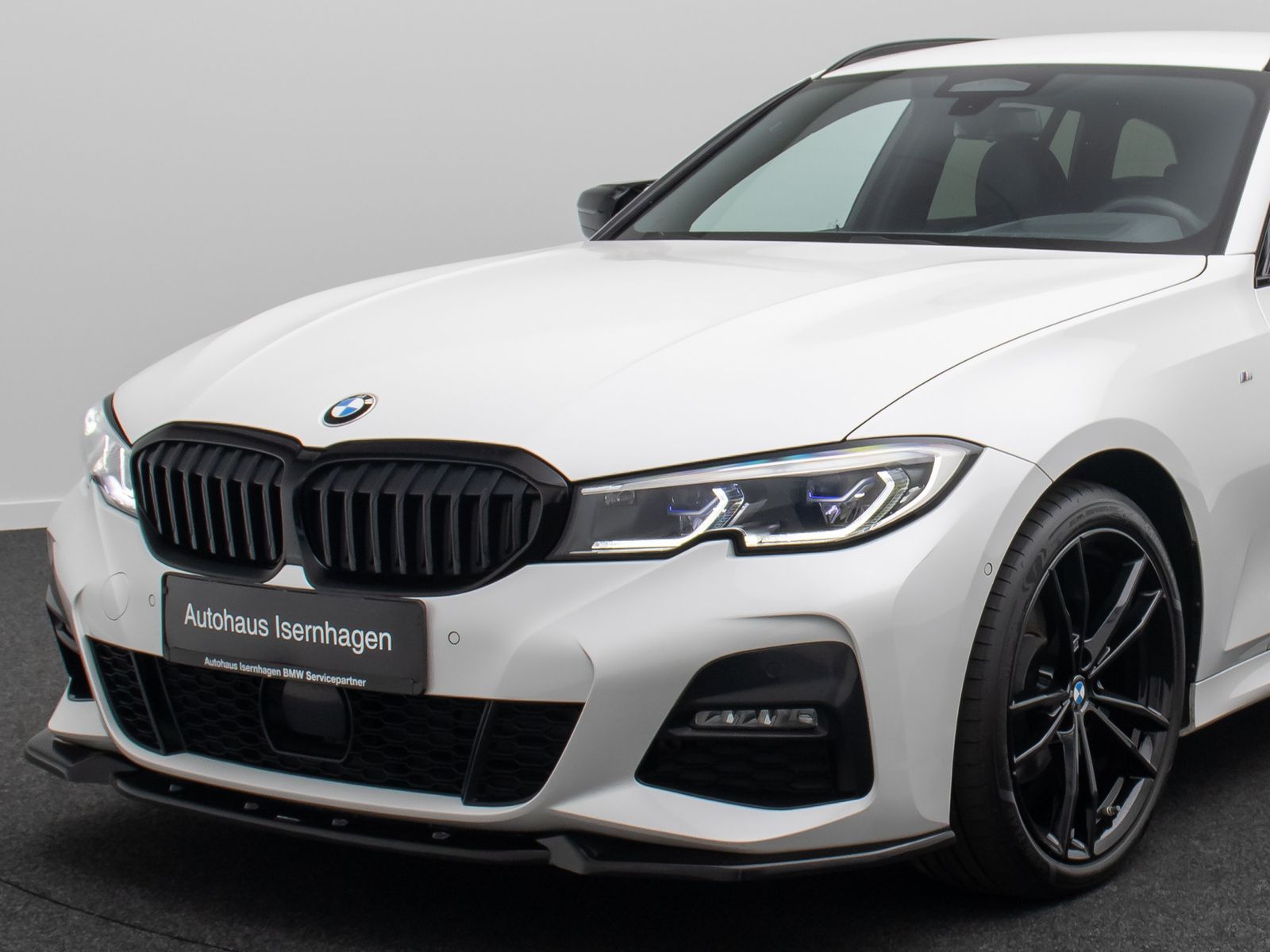 Fahrzeugabbildung BMW 320d xD M Sport ACC Kamera HUD AHK Laser DAB 19"