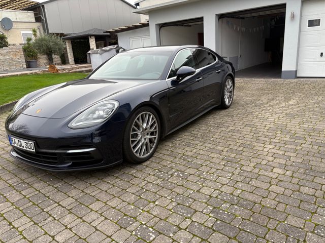 Porsche Panamera 4S Diesel S