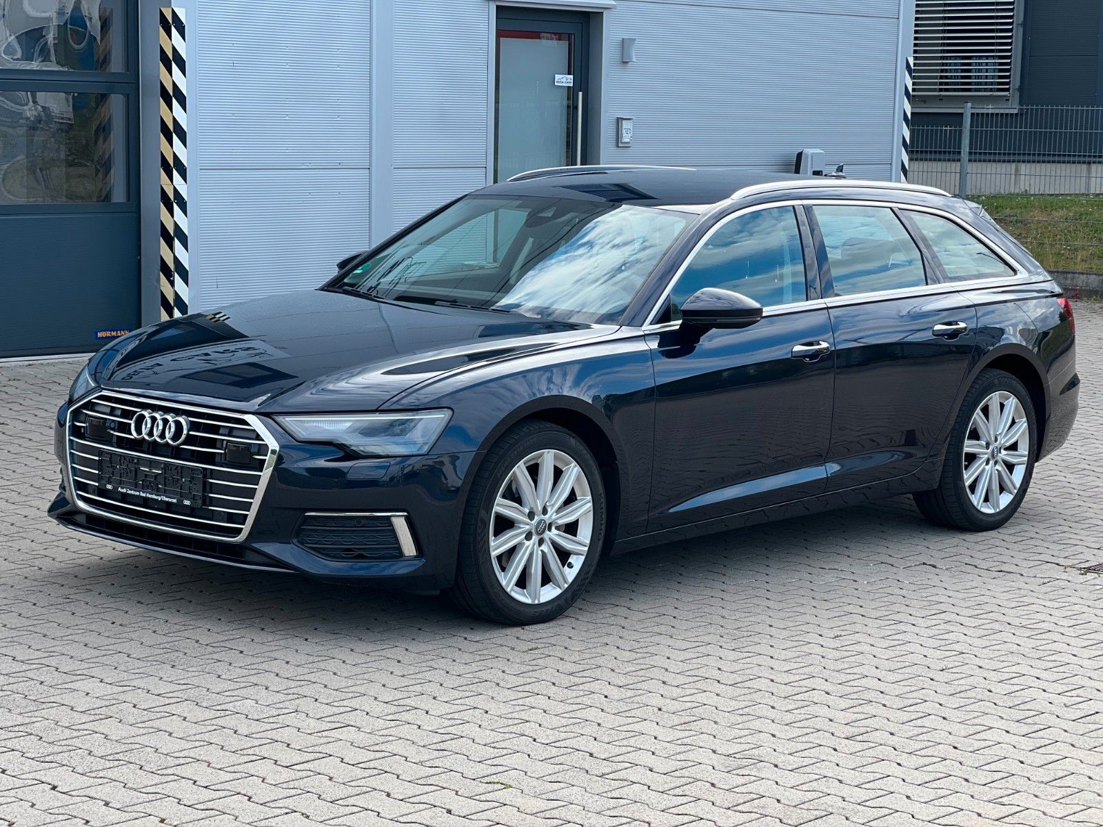 Audi A6 Avant 40 TDI design 19 Kamera MMI foto 1