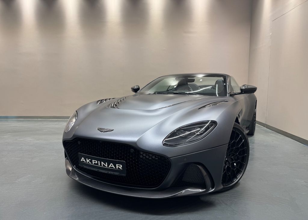 Image of Aston Martin DBS