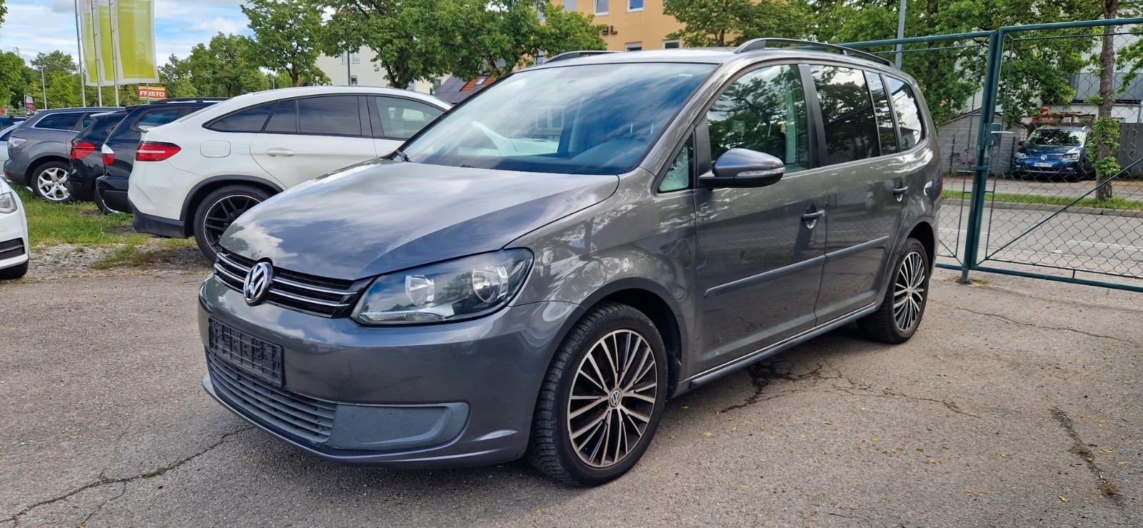 Volkswagen Touran 1.4 TSI DSG Trendline mit 140 PS