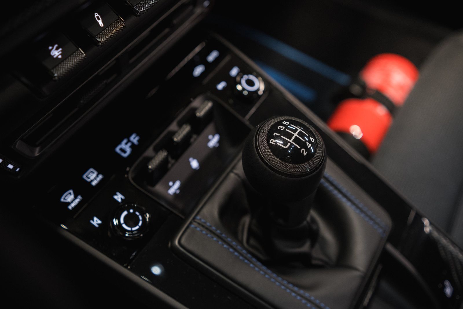 Fahrzeugabbildung Porsche 992/911 S/T - Lift - 90Ltr.Tank - BOSE - RKamera