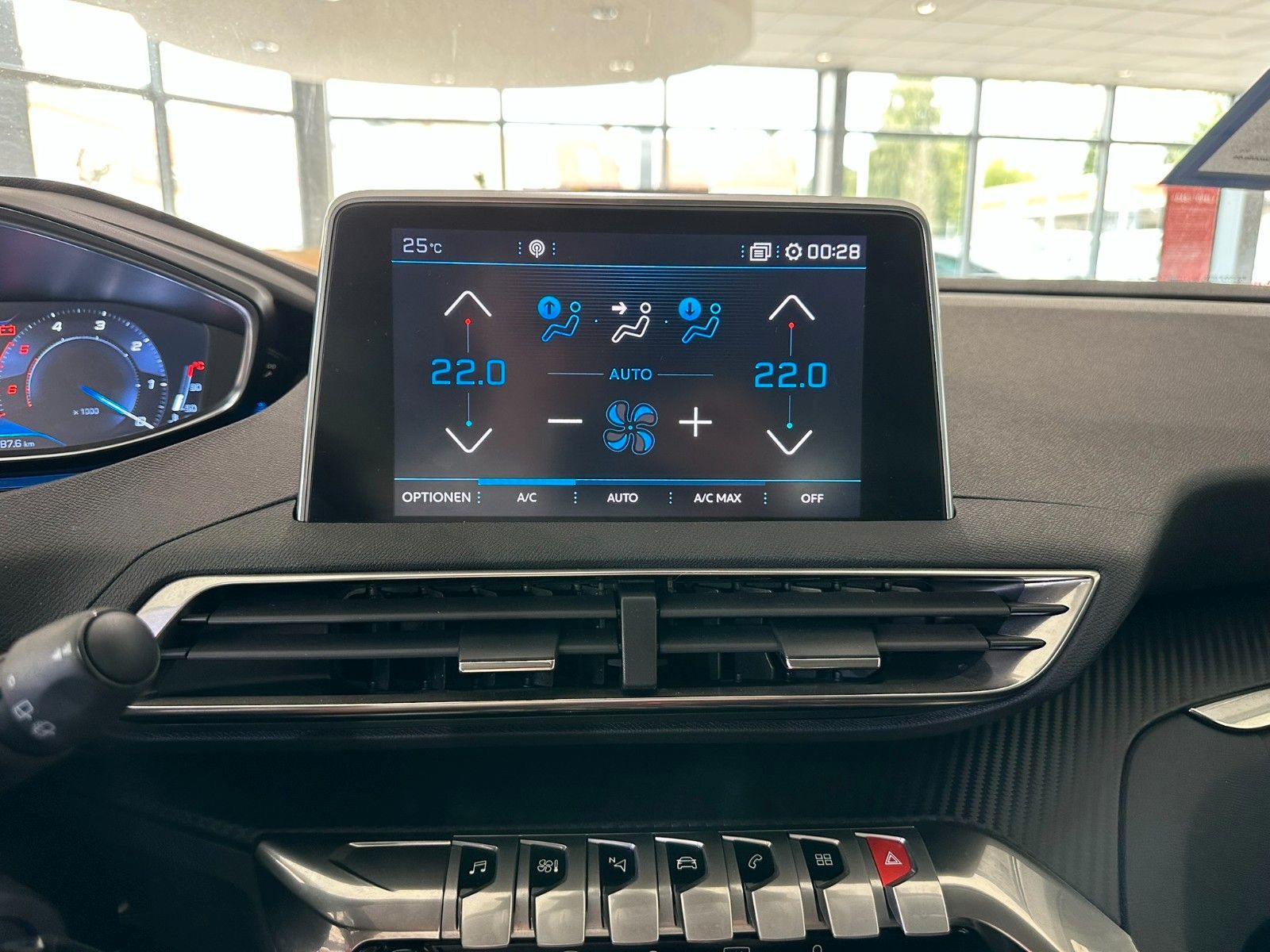 Fahrzeugabbildung Peugeot 5008 Active 1.5D NAVI/LED/PDC/TEMPOMAT