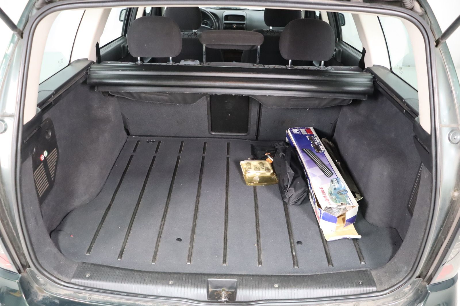 Fahrzeugabbildung Opel Astra 1.6 * AHK * Klima * HU/AU 02.2026