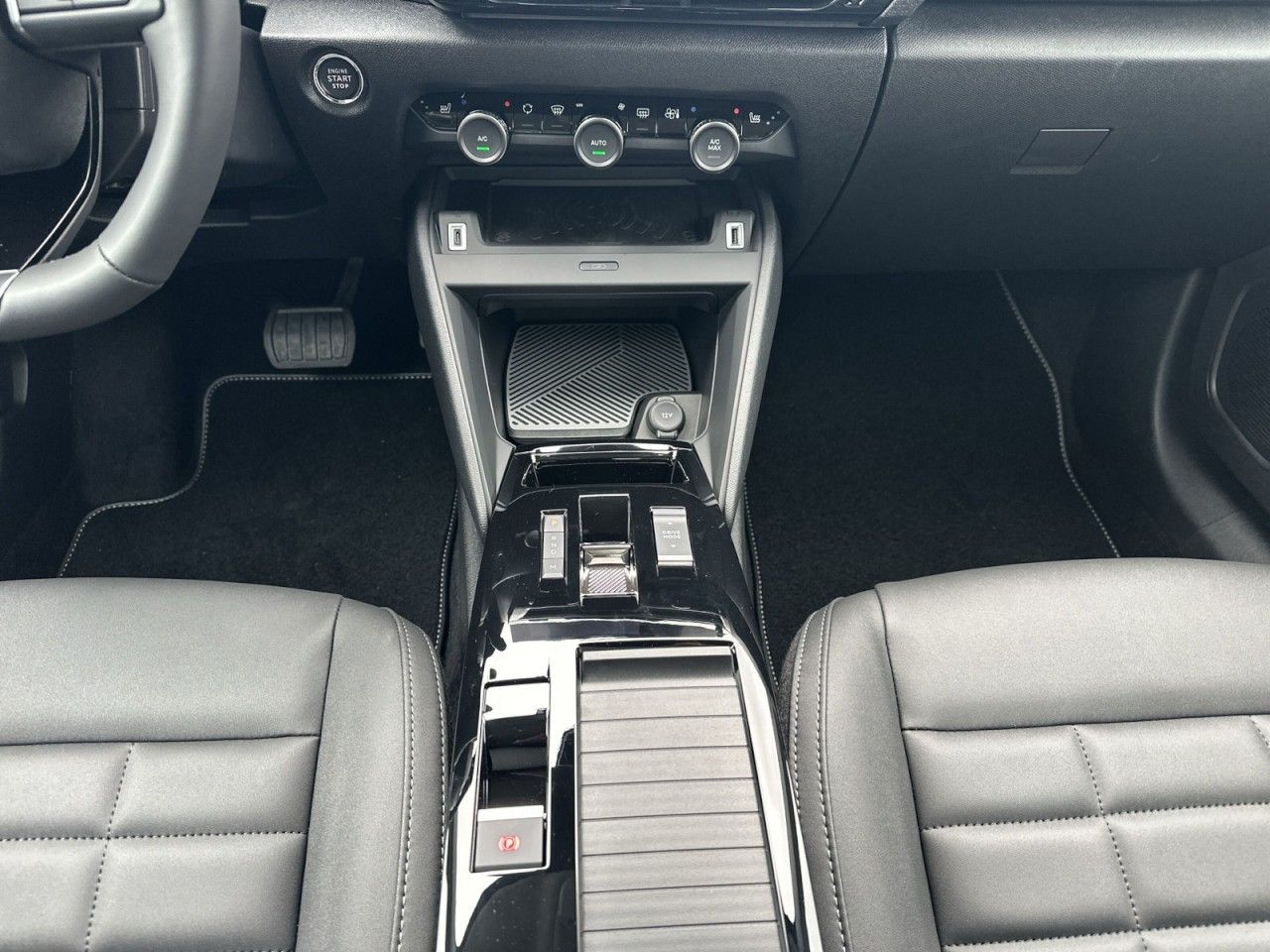 Fahrzeugabbildung Citroën C4 Benziner 130 Automatik MAX