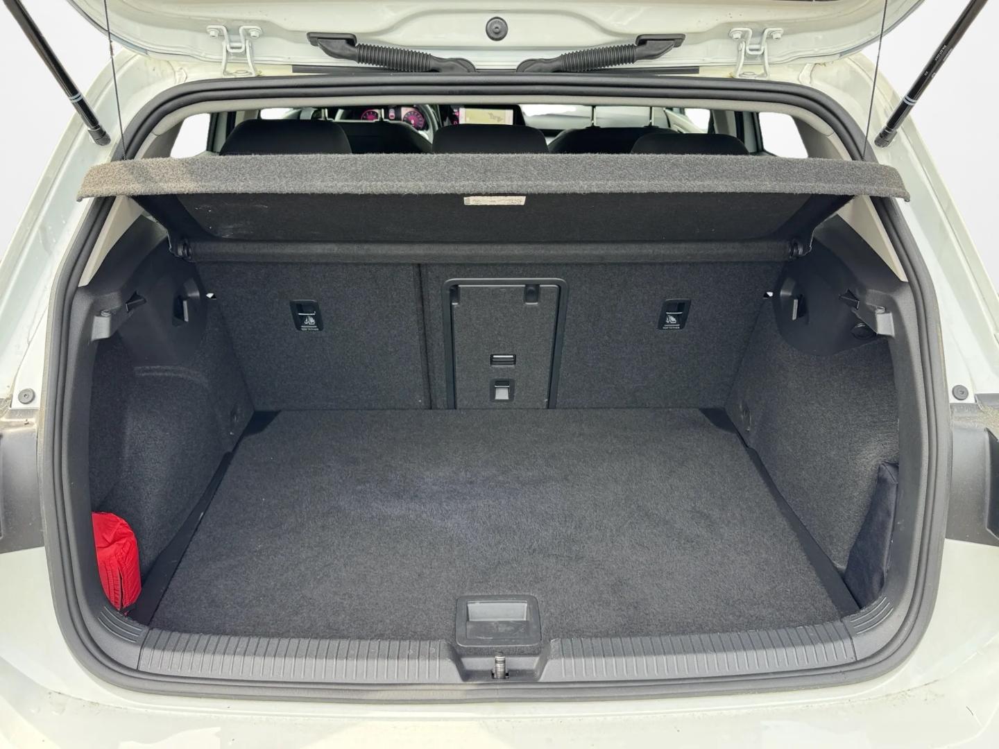 Volkswagen Golf VIII 1.5 TSI "ACTIVE" *STDHZG*LED*NAVI*HUD*, миниатюра 11