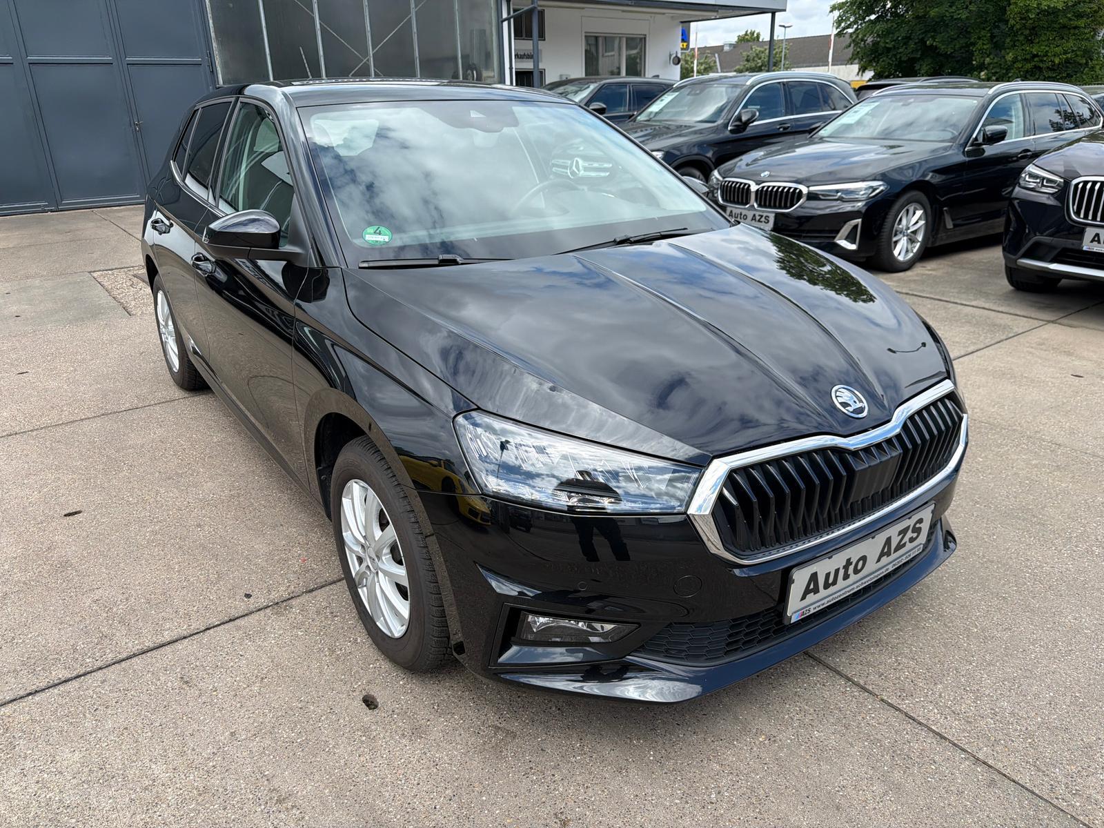 Skoda Fabia  1.HD/CARPLAY/SHZ/PDC/LED/NAVI/KLIMA/TEMPO