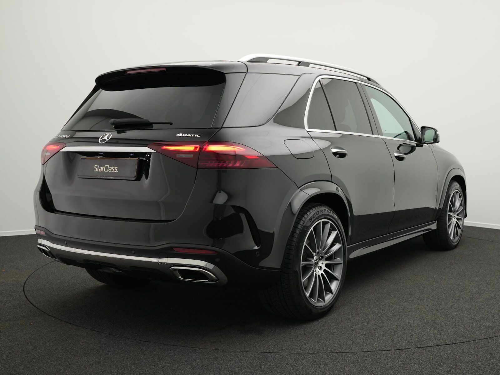 Mercedes-Benz GLE 450 d 4MATIC AMG-Line imagem 3
