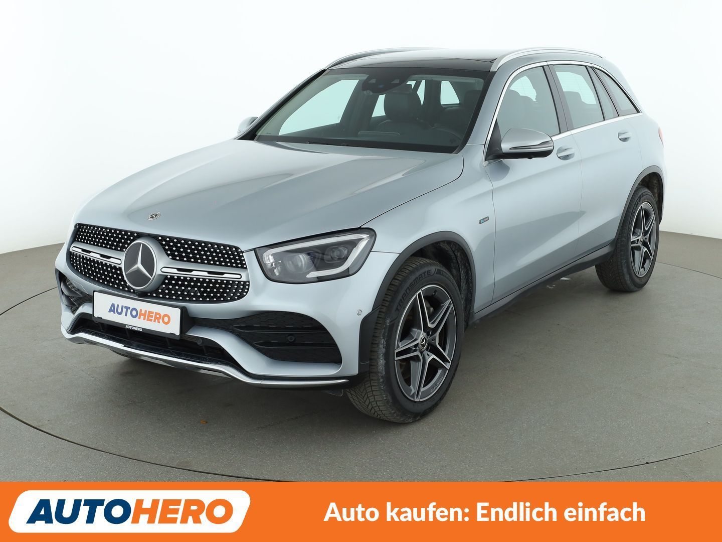 Mercedes-Benz GLC 300e 4Matic AMG Line Aut. NAVI LED ACC foto 1