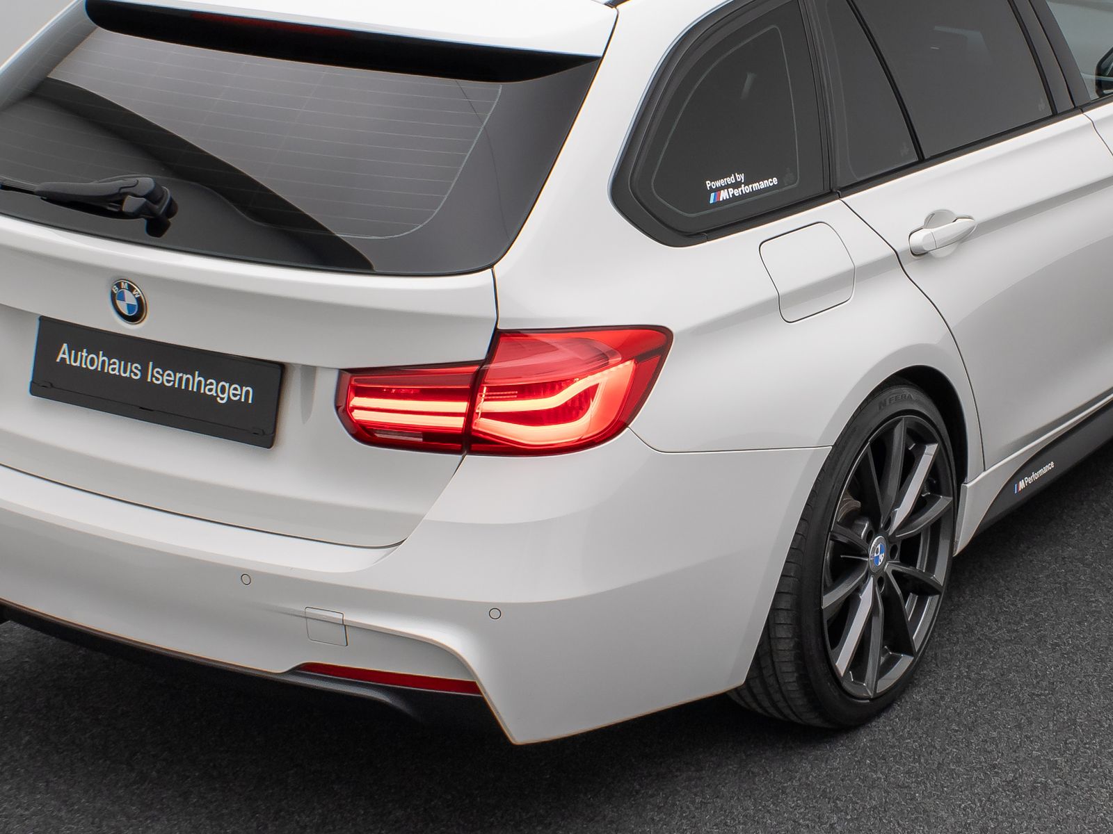 Fahrzeugabbildung BMW 320d M Sport Stop&Go NaviPro LED Komfort 19Zoll