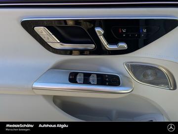 2022 Mercedes-BENZ EQE — миниатюра 14