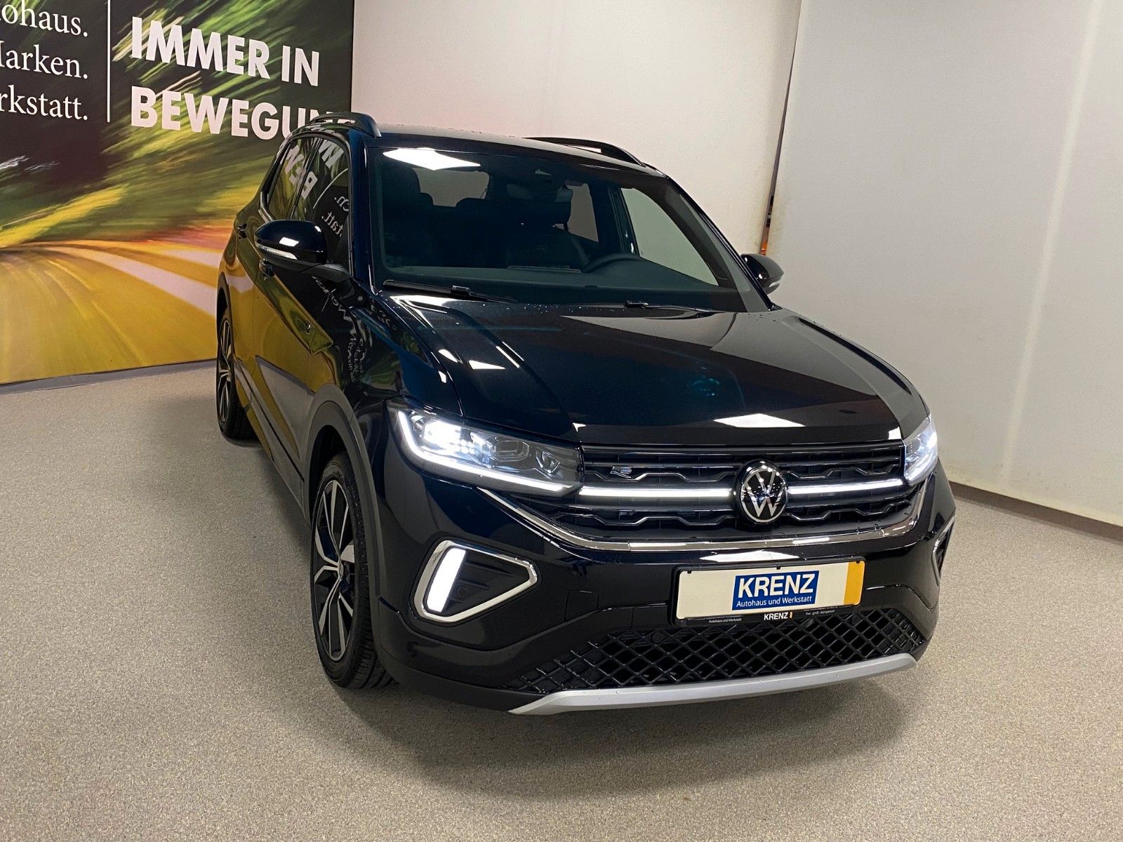 Fahrzeugabbildung Volkswagen T-Cross 1.0 TSI DSG R-Line+NAVIGATION+MATRIX+ACC
