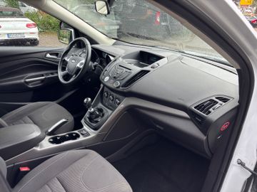 Ford Kuga - 5