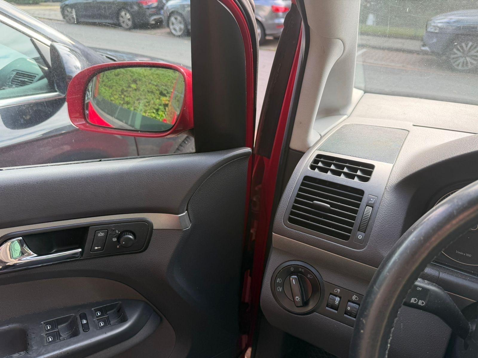 Volkswagen Golf 2006 — photo 6