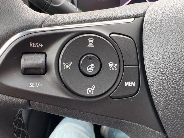 Fahrzeugabbildung Opel Mokka 1.2 Turbo Ultimate KlimaA,Navi,SHZ,ACC,PDC