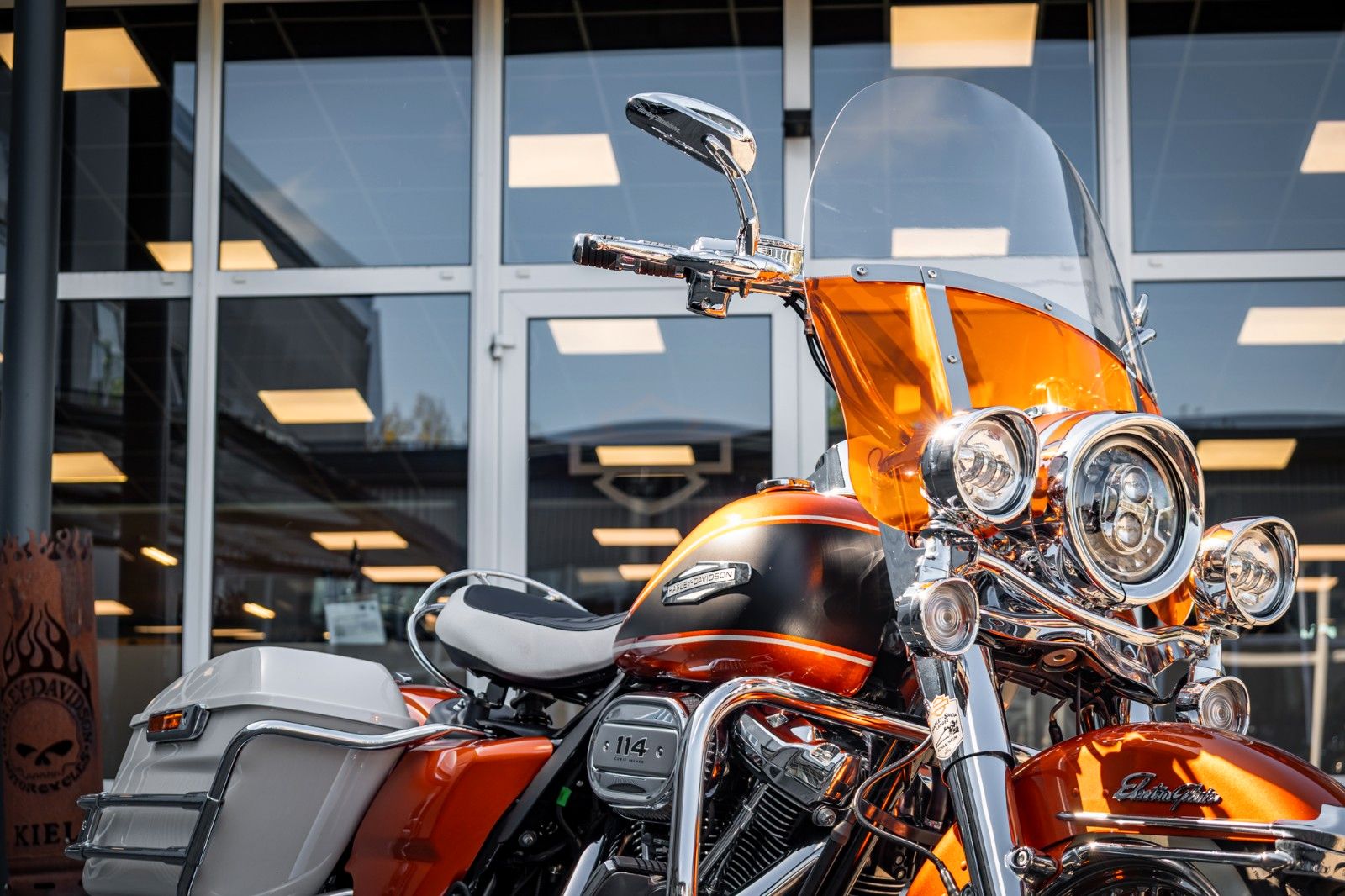 Fahrzeugabbildung Harley-Davidson Electra Glide Highway King  - JEKILL&HYDE  -