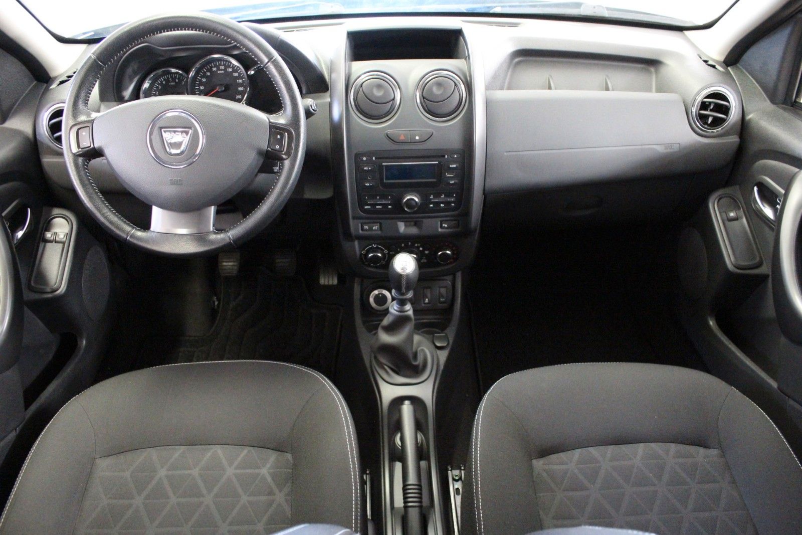 Fahrzeugabbildung Dacia Duster Blue dCi 110 Laureate *4x4 *