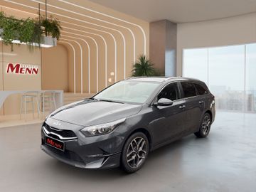 Kia Ceed SW 1.5T Klima Kamera SHZ LHZ