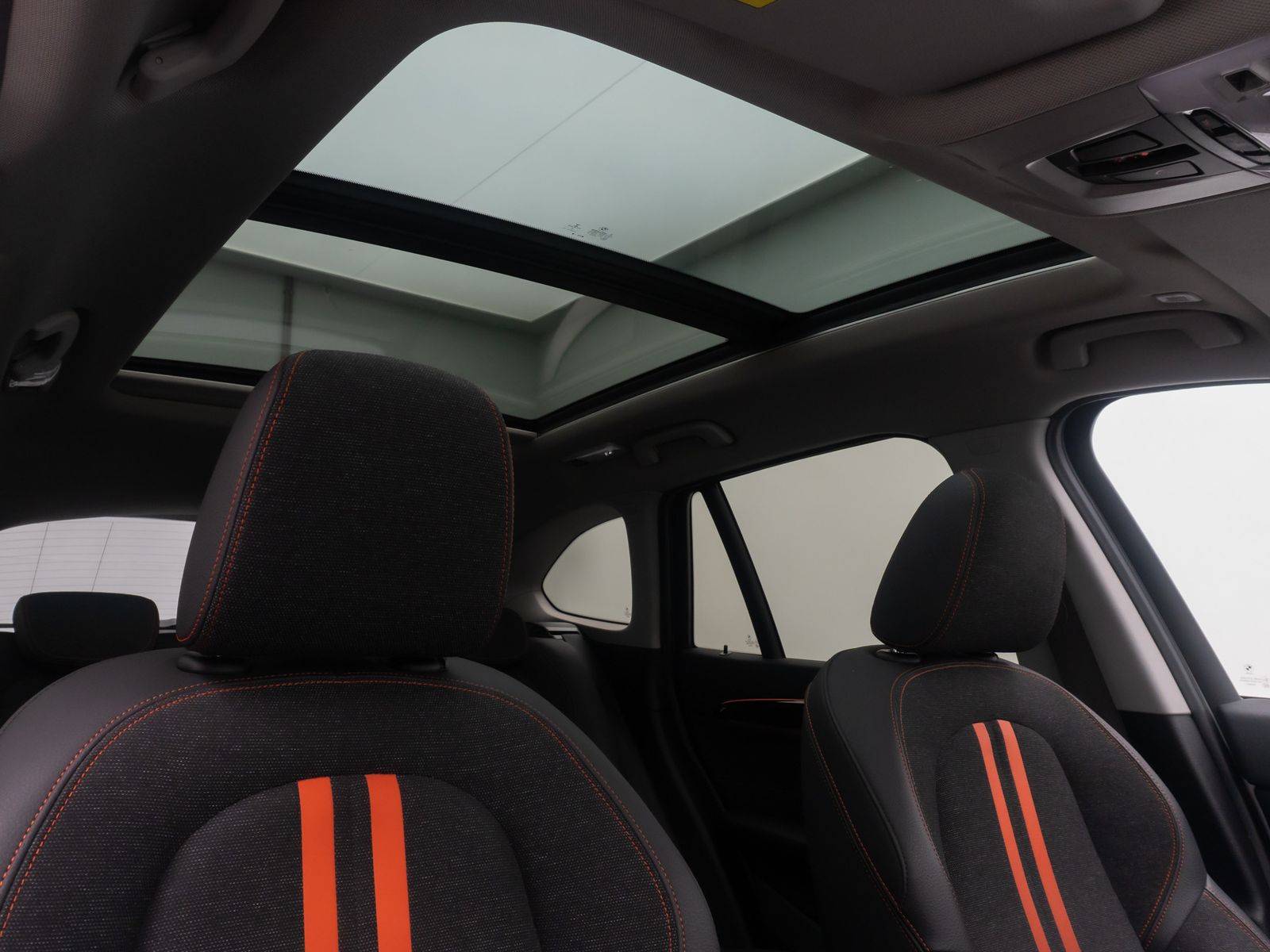 Fahrzeugabbildung BMW X1 xD25e Sport Line Kamera Alarm NaviPlus 18Zoll