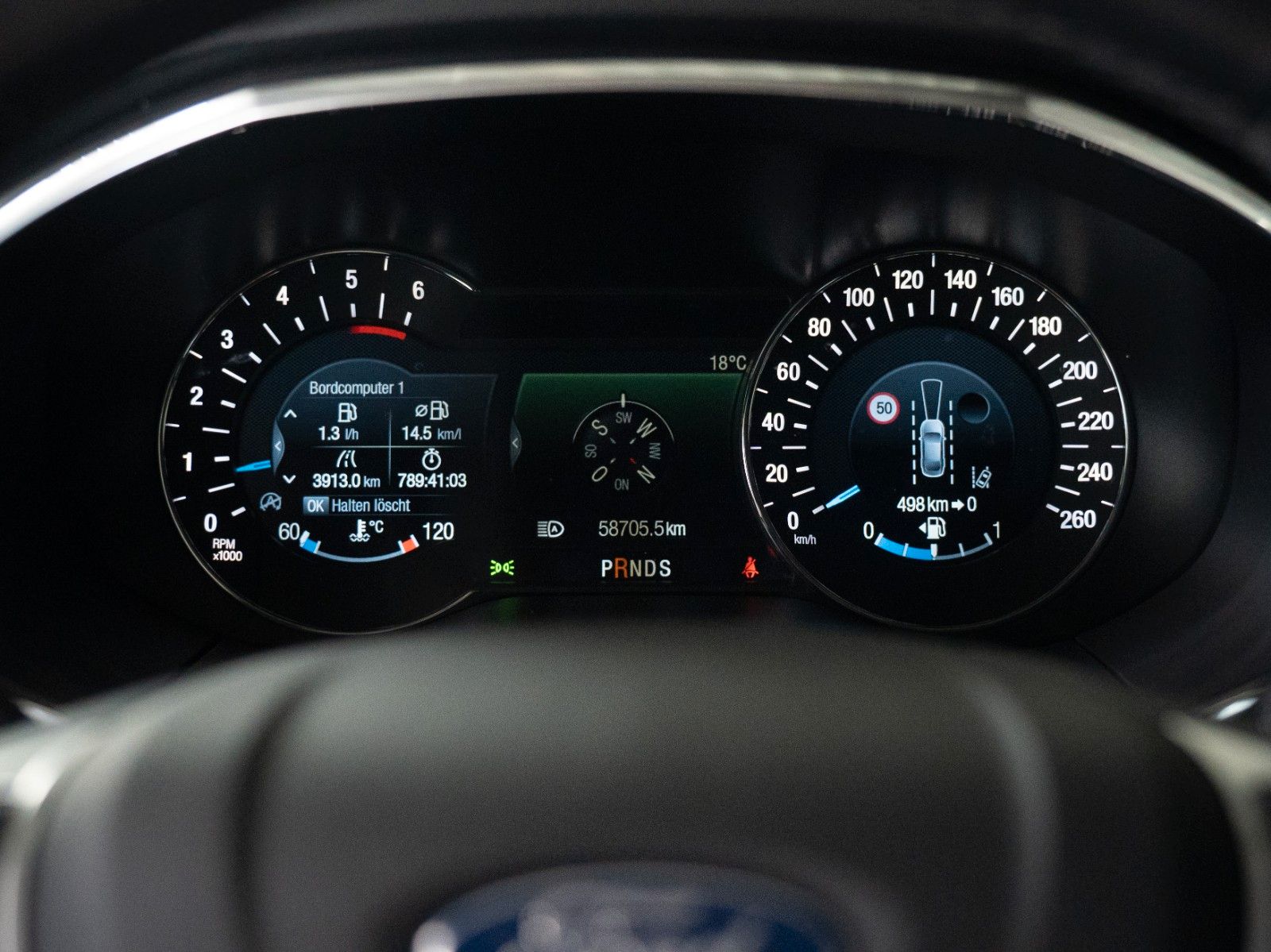 Fahrzeugabbildung Ford Galaxy Titanium/NAVI/AUTOMATIK/7-SITZER/WINTER