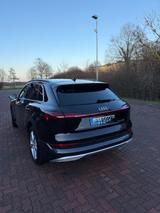 Audi e-tron 55 quattro advanced advanced - Audi e-tron von privat