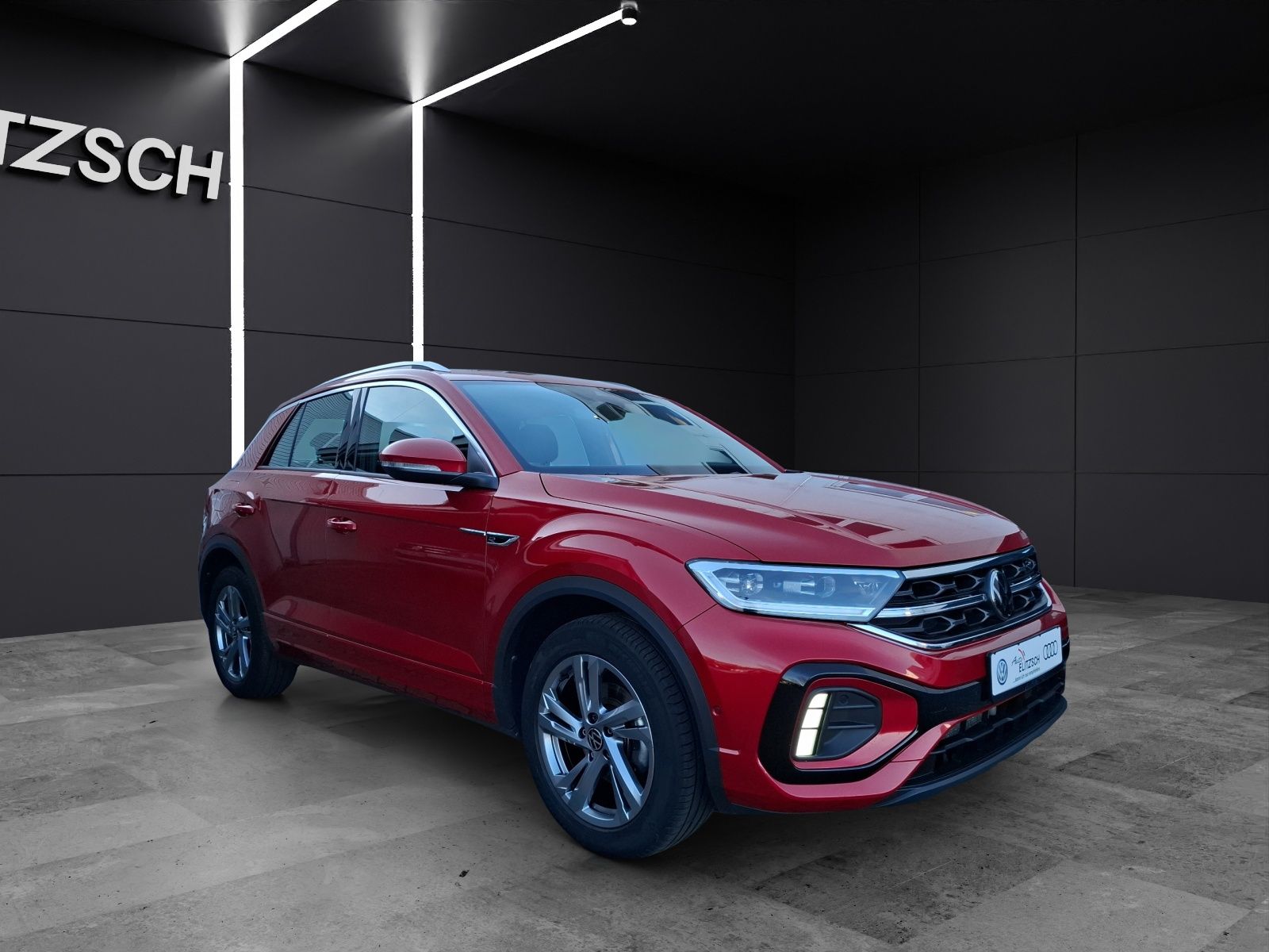 Fahrzeugabbildung Volkswagen T-Roc TSI R-Line LEDplus AID ACC APP SHZ 17"