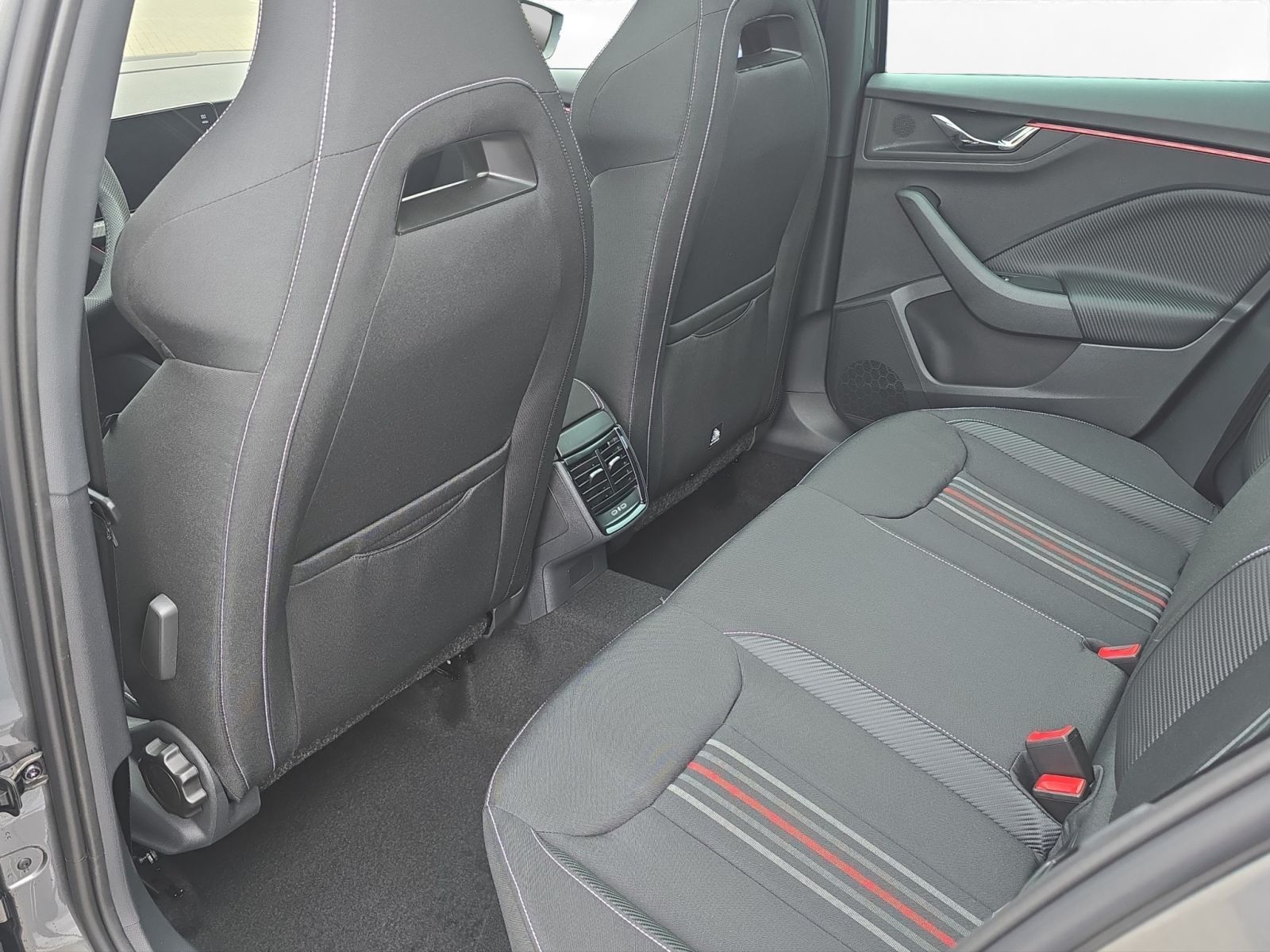 Skoda Kamiq - Bild 13