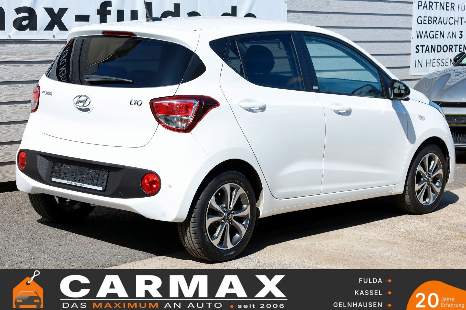 Fahrzeugabbildung Hyundai i10 YES! Plus,Autom.,Navi,SH, PDC, 8fach bereift