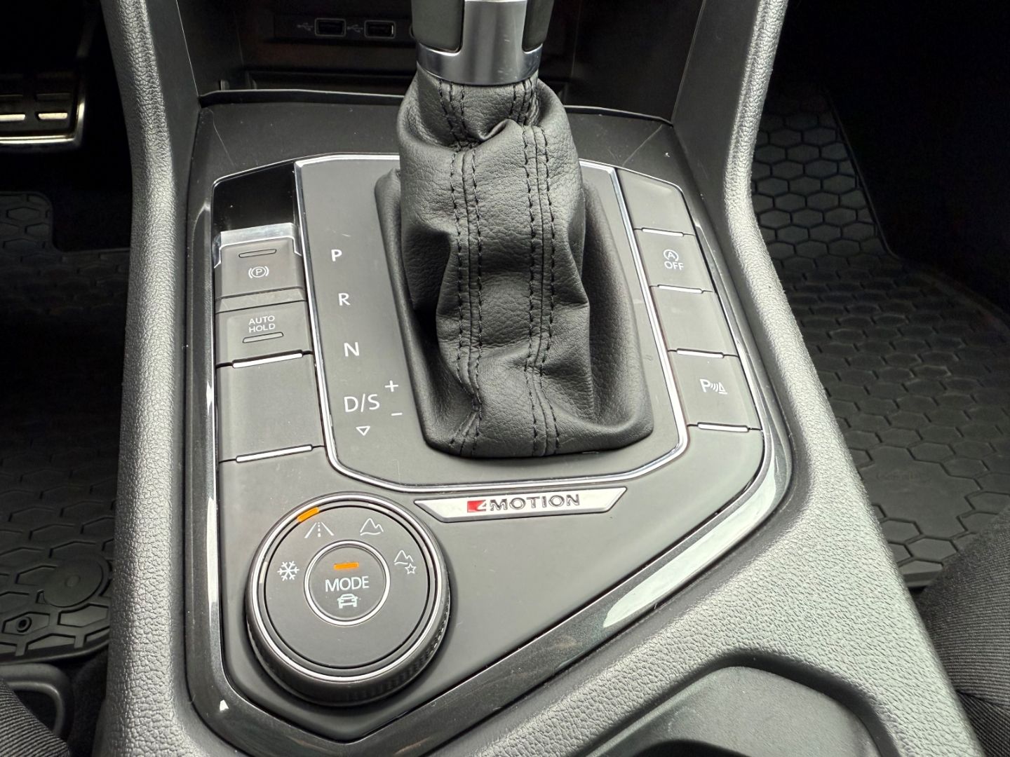 VW Tiguan Join Start-Stopp 4Motion 2.0 TDI BMT EU6d - Image 19