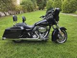 Harley-Davidson FLHX Street Glide Touring 2012 - HARLEY-DAVIDSON 2012 STREET GLIDE