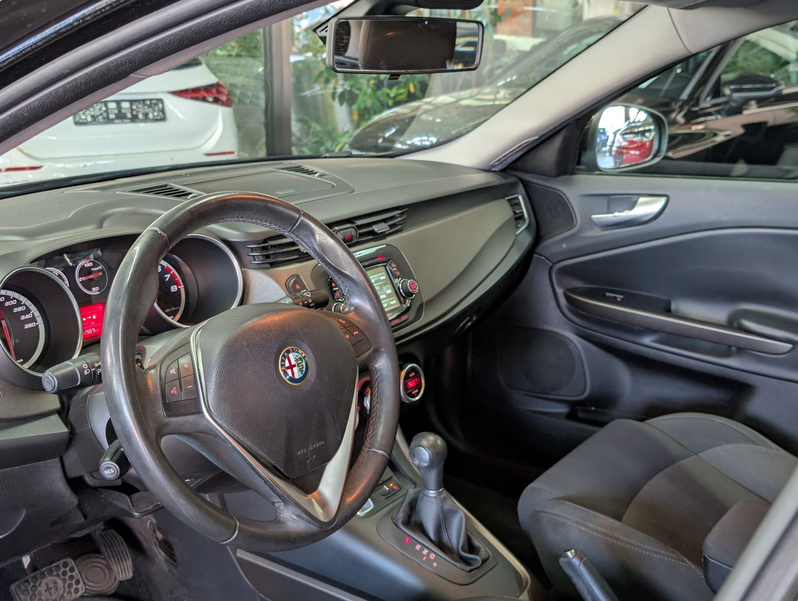 Fahrzeugabbildung Alfa Romeo Giulietta Turismo 1.4 Turbo XENON TEMP MFL ALU
