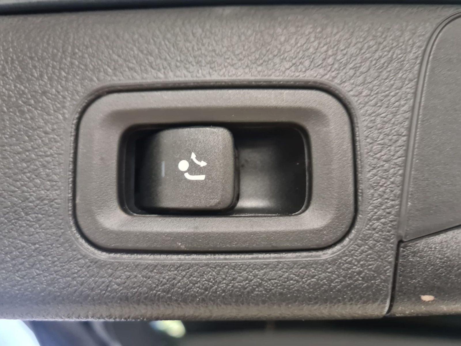 Fahrzeugabbildung Mercedes-Benz B 200 / KAMERA / NAVI / LED / AUTOMATIK