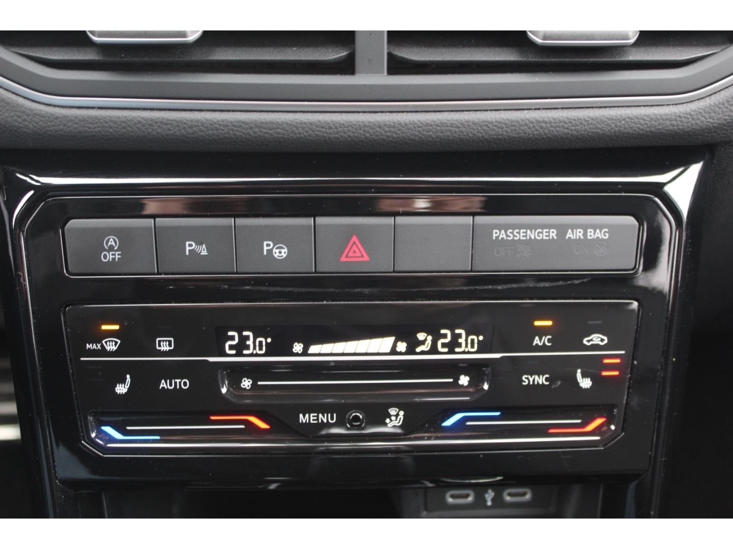 Volkswagen T-Cross - Bild 24