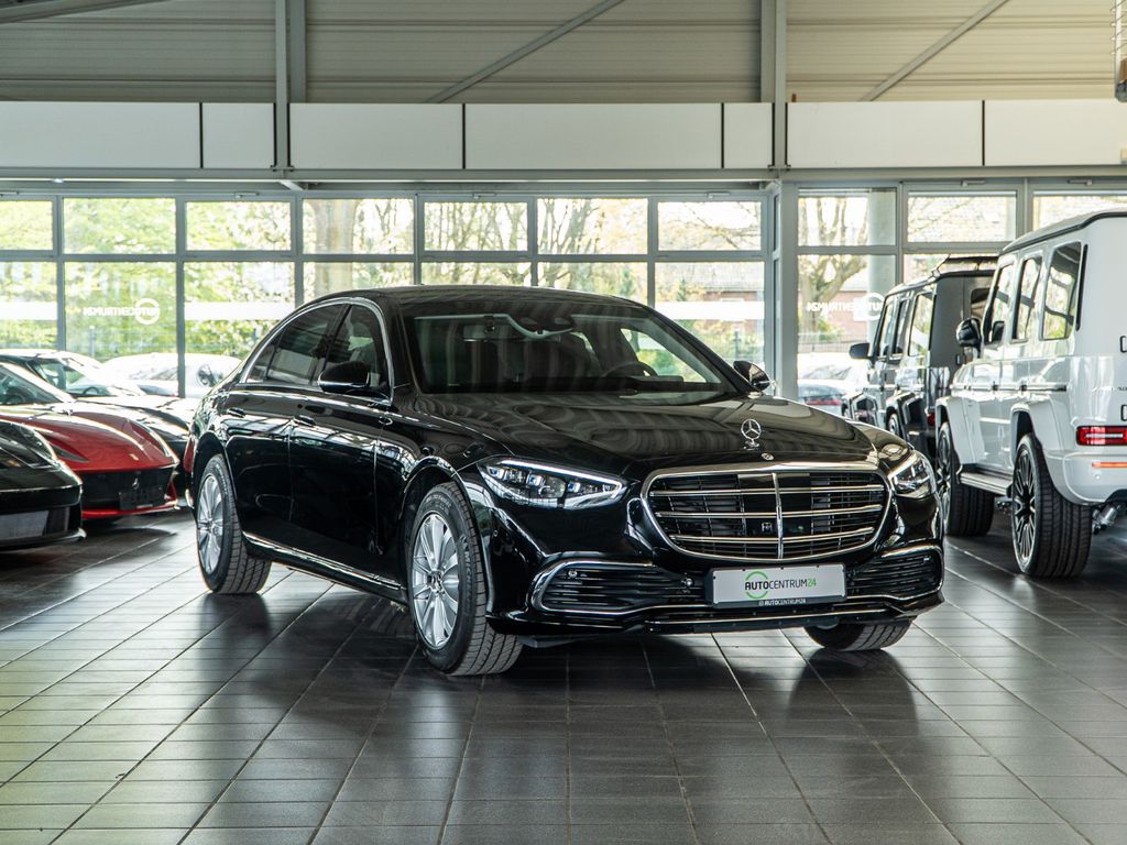 Image of Mercedes-Benz S 680