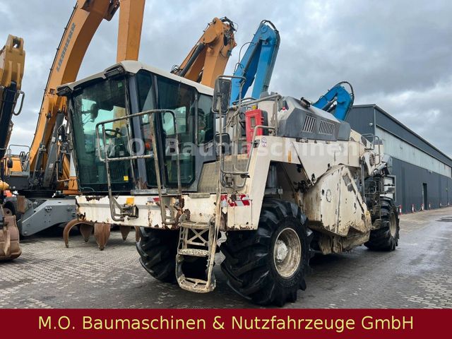 Wirtgen WR 240 i/ Kaltrecycler /2,40 m/