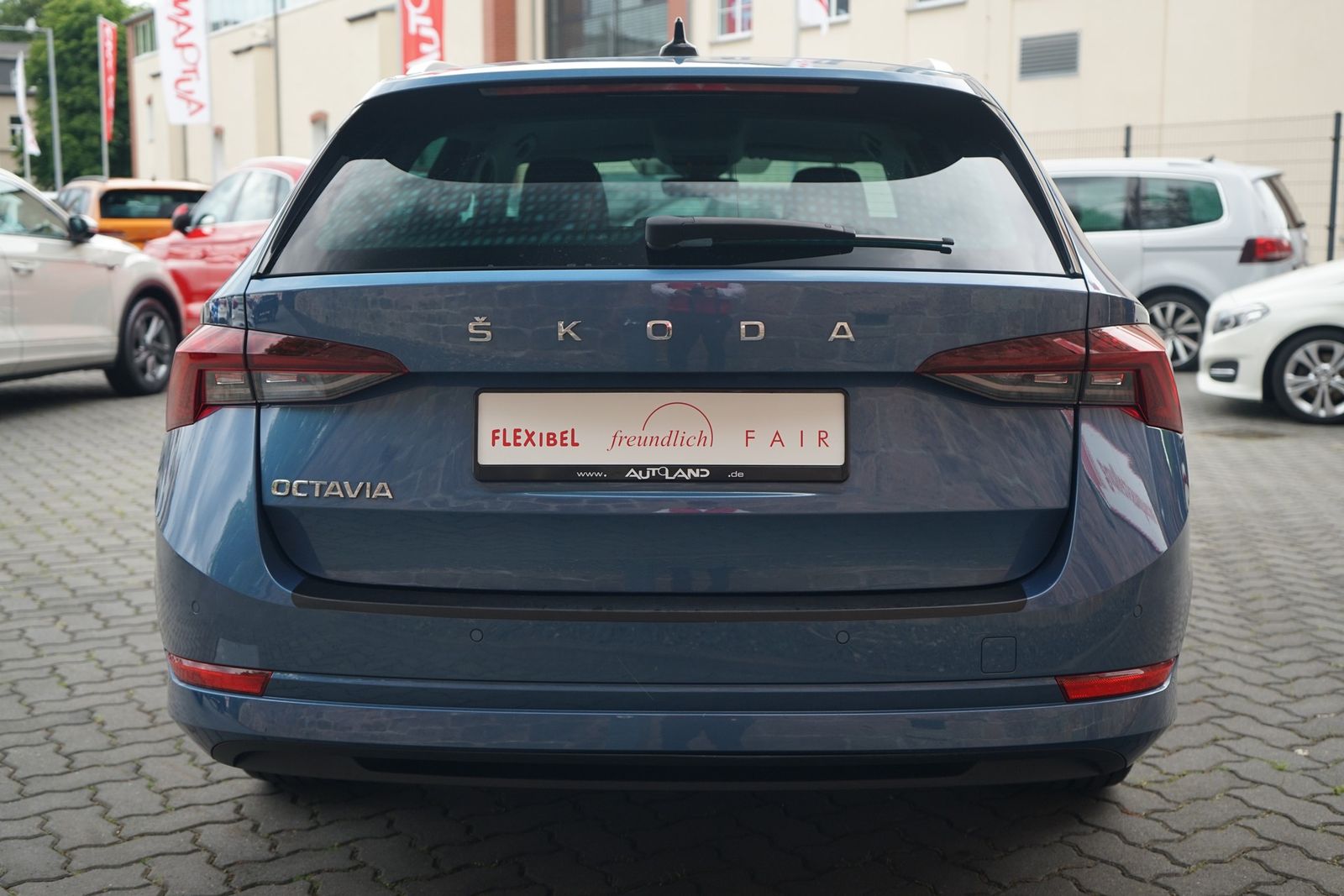 Skoda Octavia Combi 1.5 TSI First Edition LED Navi PDC foto 5