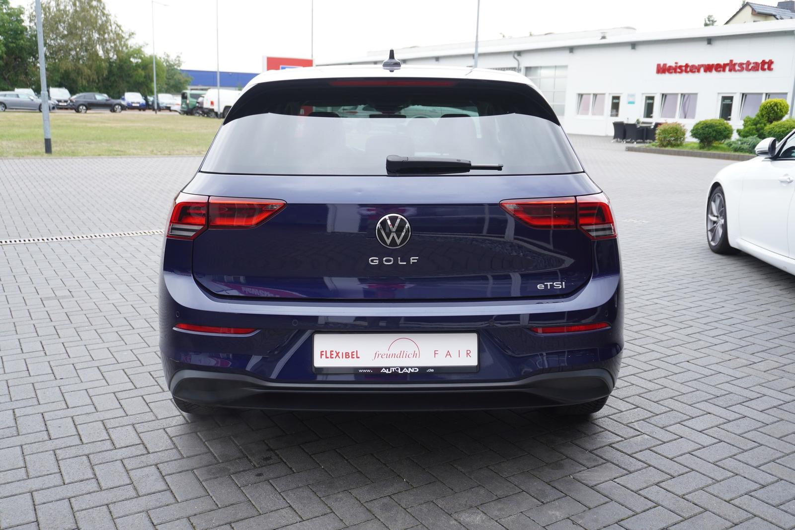 Volkswagen Golf VIII eTSI Klimaaut. LED Navi Kamera, миниатюра 6