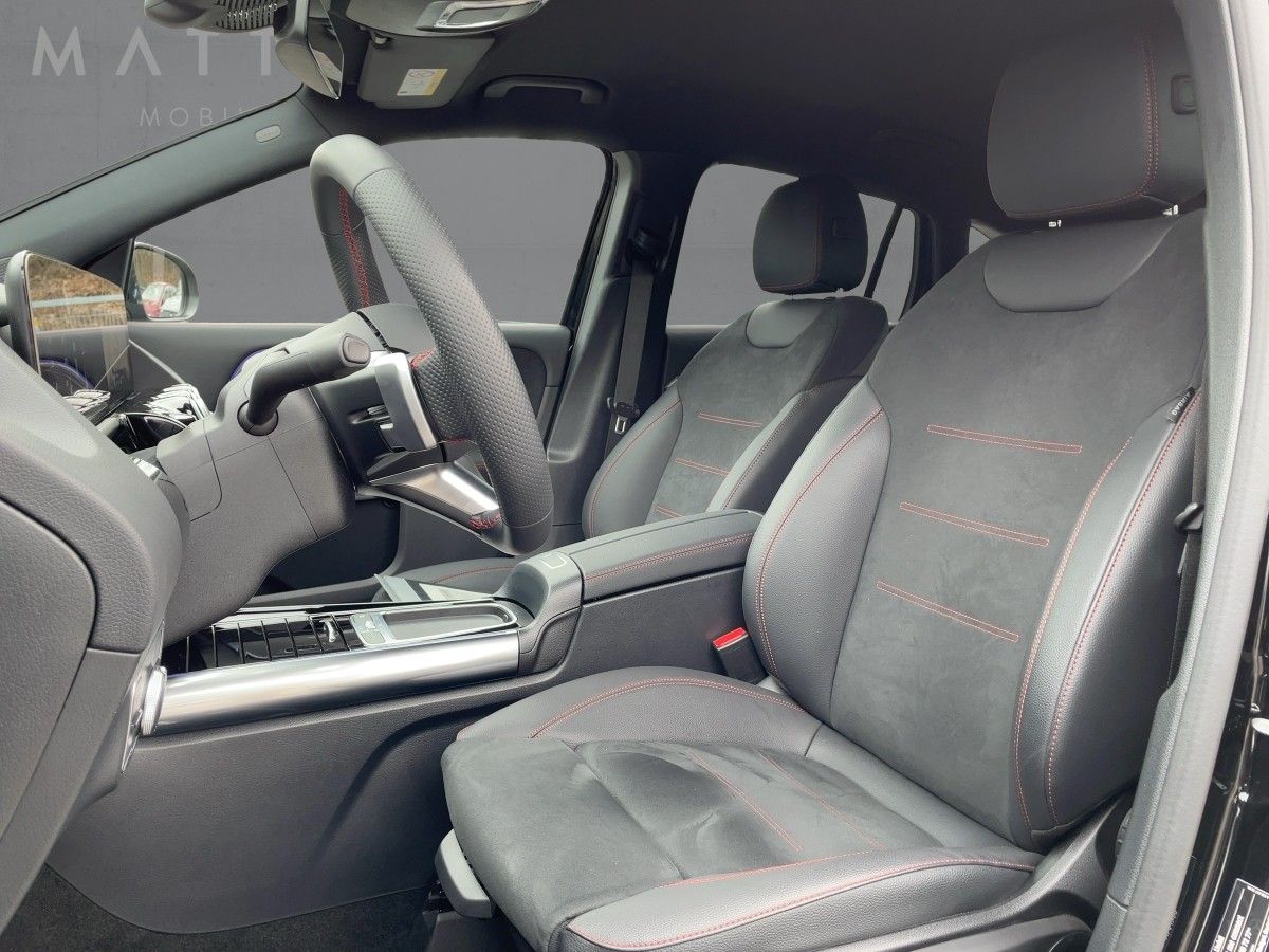 Fahrzeugabbildung Mercedes-Benz GLA 200 d AMG/Night/360°/AHK