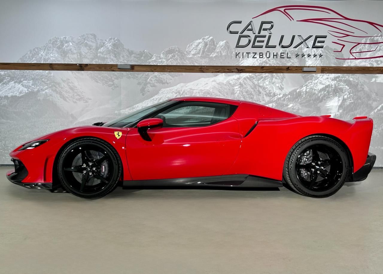 Ferrari 296 Speciale/Full Carbon/One of the first!/Stock imagem 3
