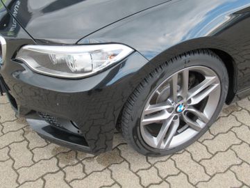 BMW 220 - 8