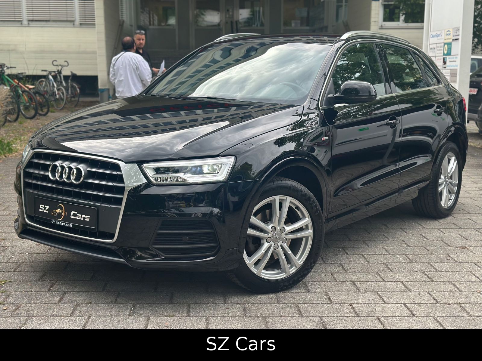 AUDI Q3 2.0TDI DSG 3xs-line quattro Navi SHZ