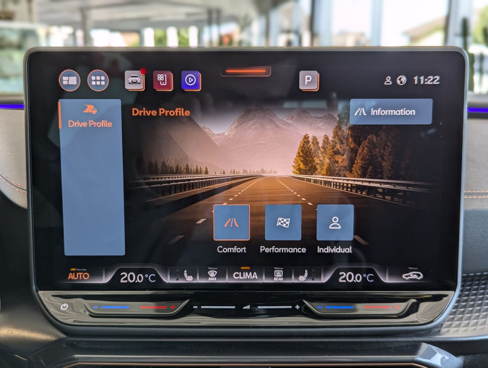 CUPRA Formentor 1.5 eTSI Pano Sennh. DCC Kamera Matrix - Image 33