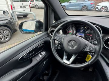 Mercedes V 300 - 11