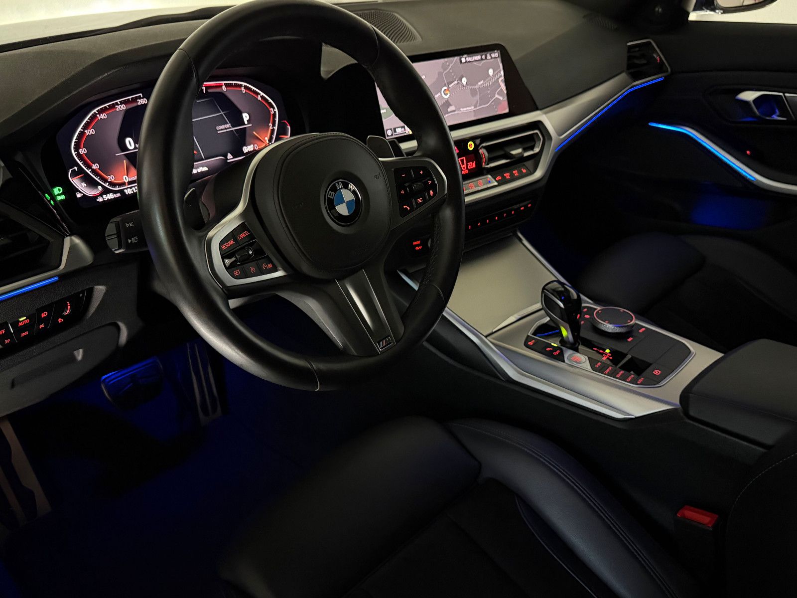Fahrzeugabbildung BMW 330 i M SPORT/LED/DAB/VRTL COCKPIT/H&K/DE FZG