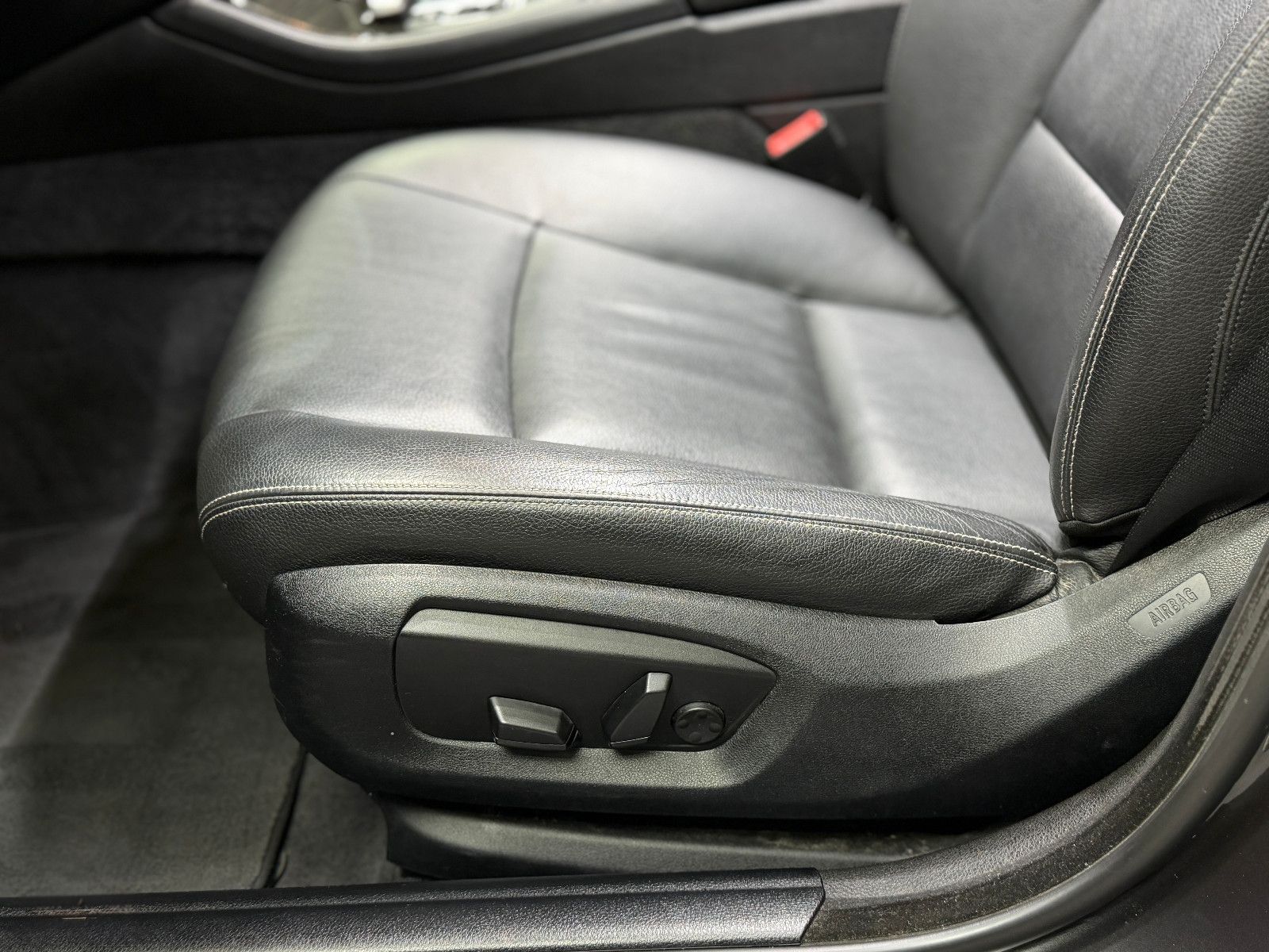 Fahrzeugabbildung BMW 535d Limousine|HuD|HIFI|STANDHZG|NAVI|LEDER