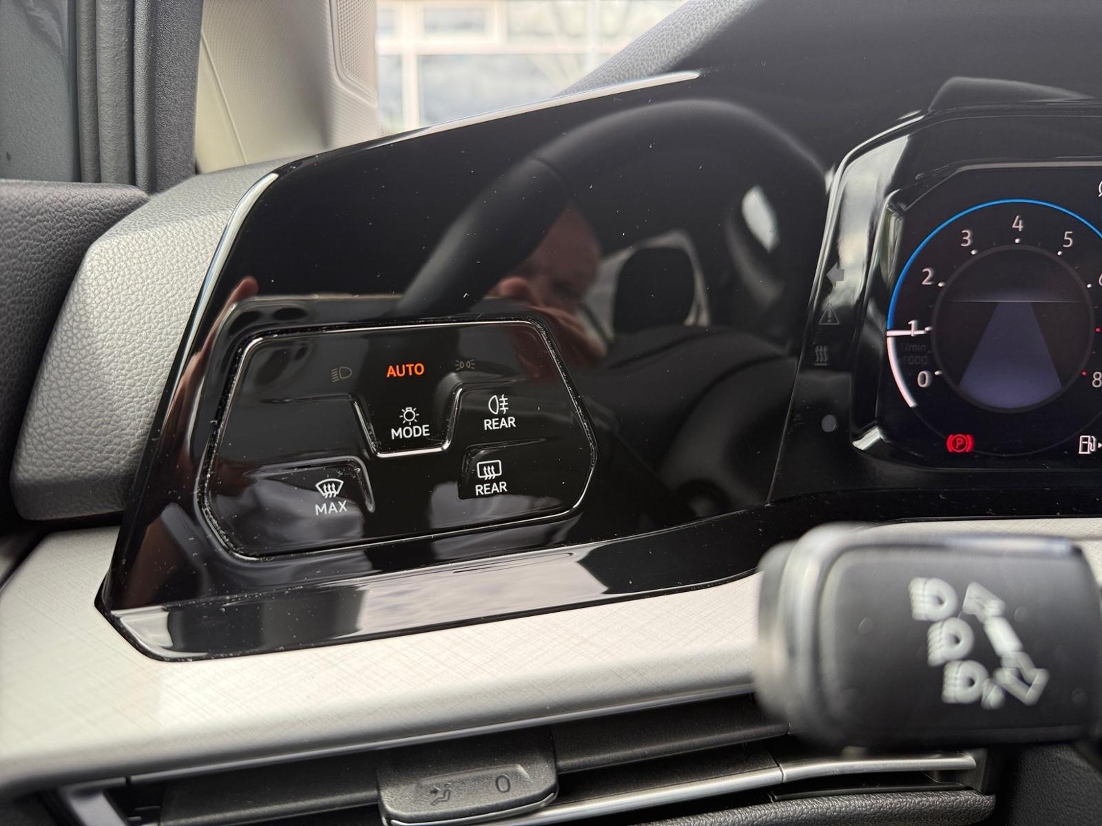 Volkswagen Golf VIII 1.5 TSI Life Navi LED ACC DAB+, миниатюра 18