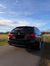 BMW 520d Touring/Mild-Hybrid/LED/Navi/Kamera - BMW 520 in Frankfurt (Main)