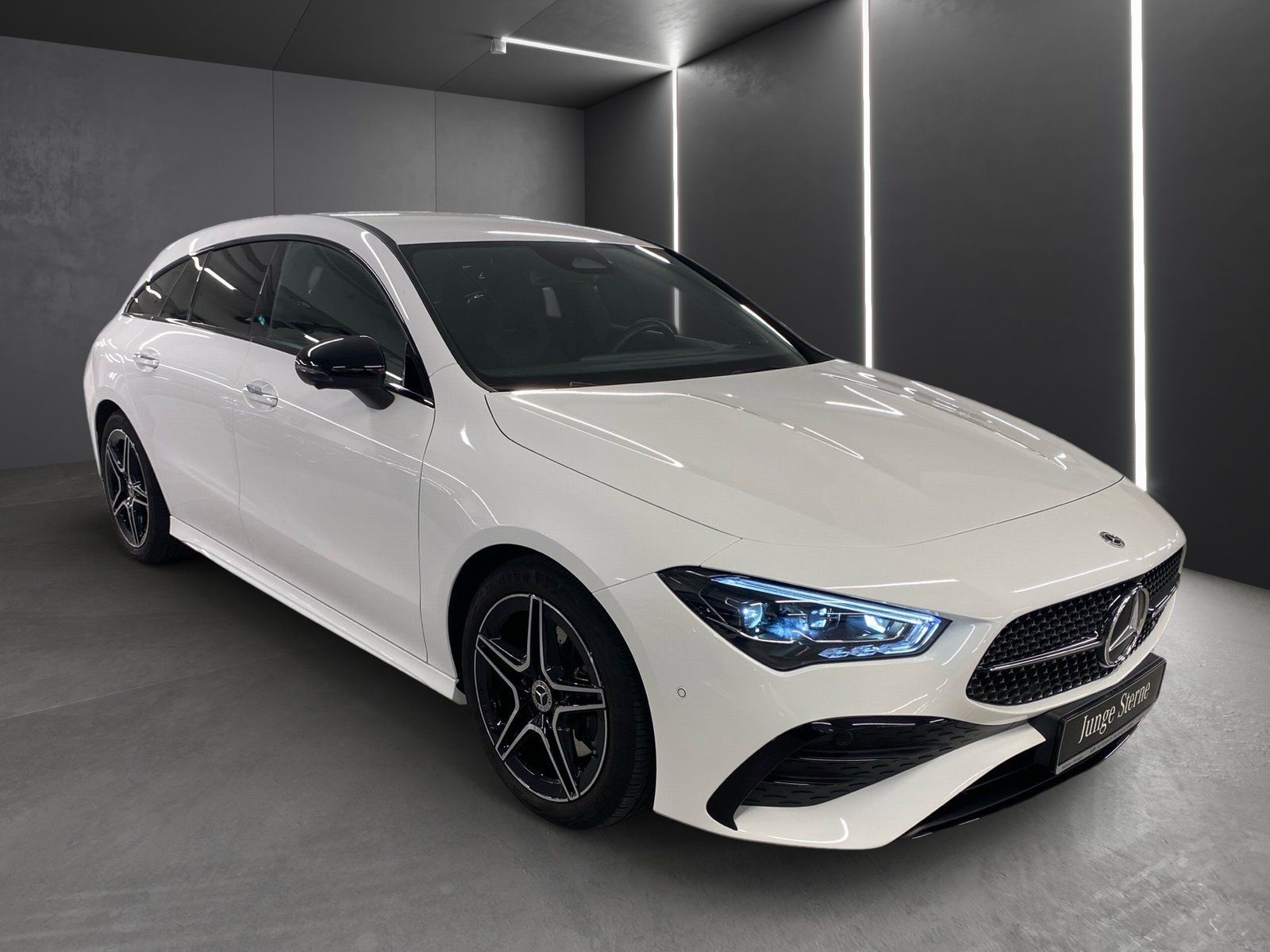 Fahrzeugabbildung Mercedes-Benz CLA 200 SB AMG*Burmest*AHK*Distro*MultiBeam*360*